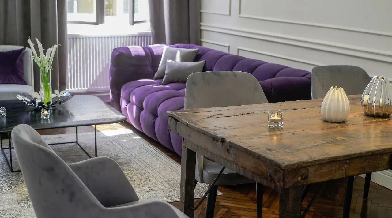 Opera Apartment With Free Parking, 2Br2Ba, Ac Budapest 0*,  Ungarn